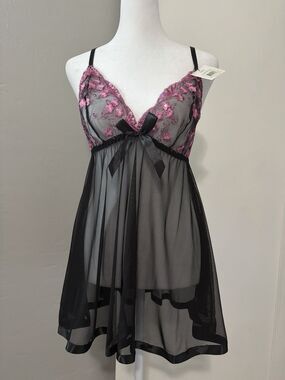 NWT Lace Sheer Babydoll Black Pink Lingerie Thong Set Nightgown Small Spree